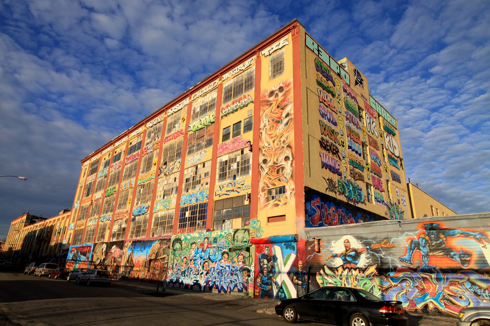 5Pointz in January 2013, ten months before the whitewash
